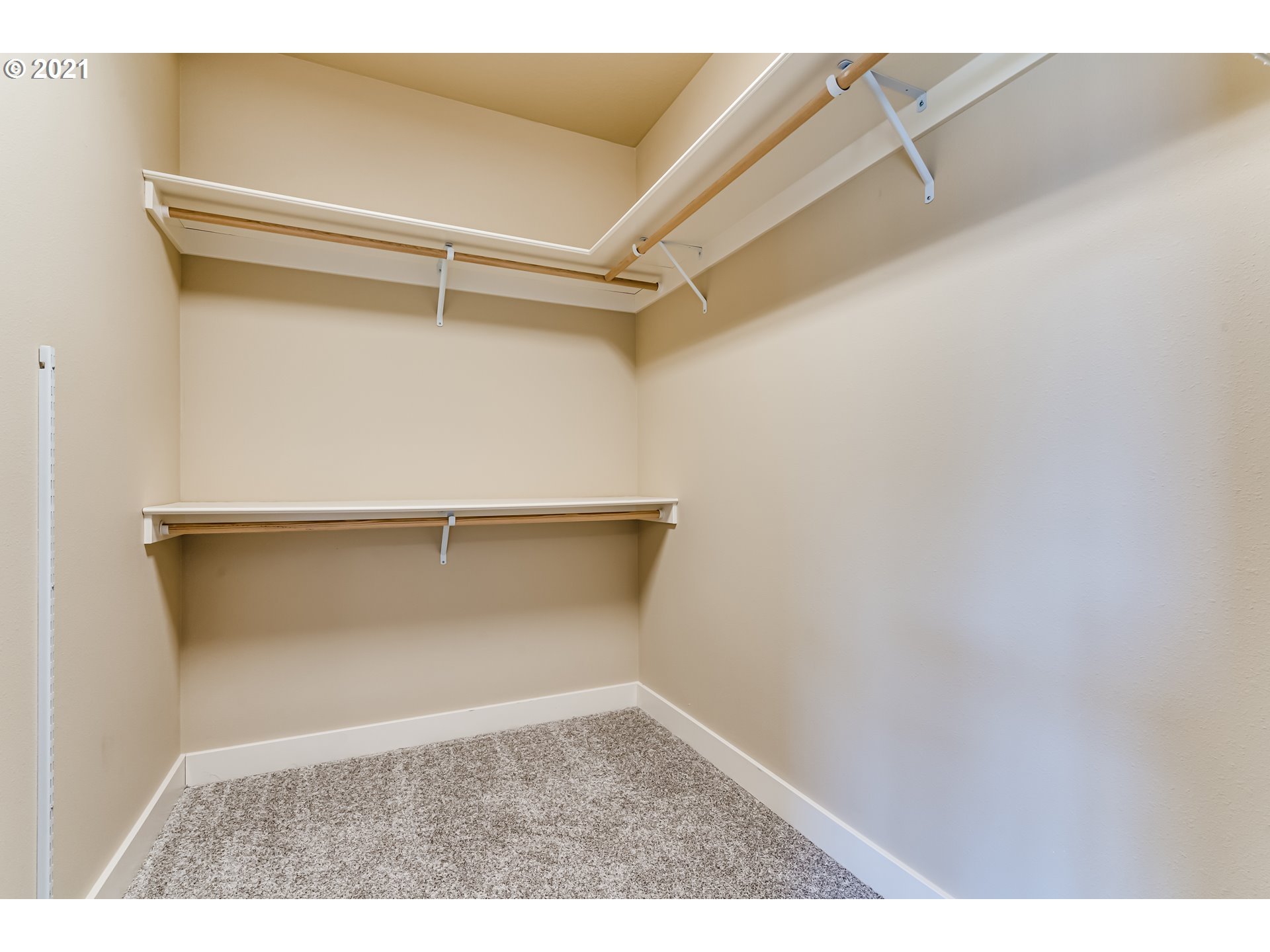1182 South 41st Place Springfield, OR 97478 - Photo 12 of 20