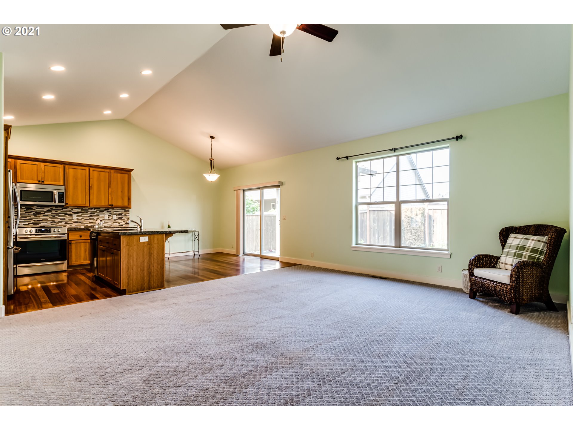 1182 South 41st Place Springfield, OR 97478 - Photo 6 of 20