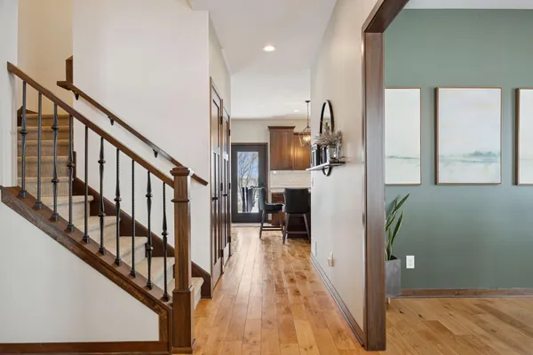 $1,399,000 | 1744 County Road 7 Northwest, Maple Lake, MN 55358