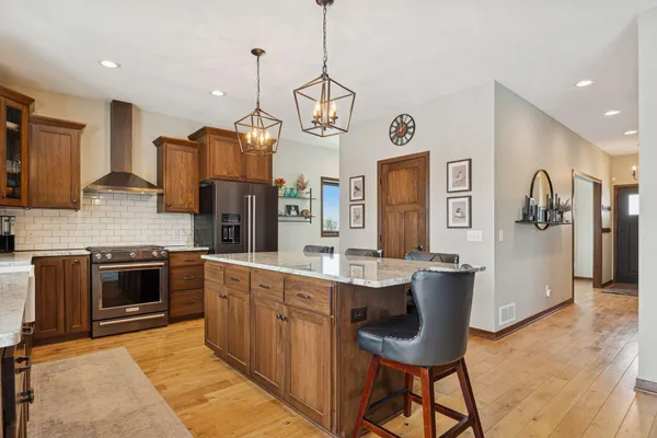 $1,399,000 | 1744 County Road 7 Northwest, Maple Lake, MN 55358