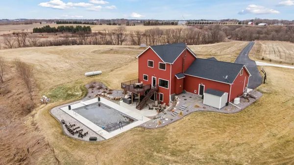$1,399,000 | 1744 County Road 7 Northwest, Maple Lake, MN 55358