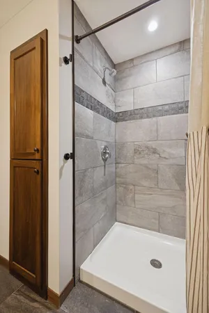 $1,399,000 | 1744 County Road 7 Northwest, Maple Lake, MN 55358