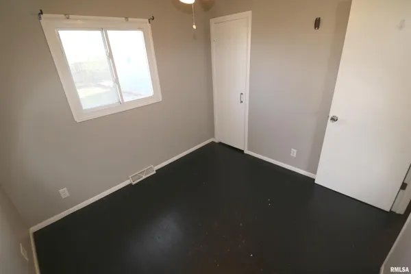 $115,000 | 3820 West Carmel Avenue, Peoria, IL 61615