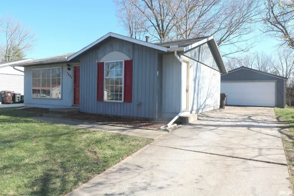$115,000 | 3820 West Carmel Avenue, Peoria, IL 61615