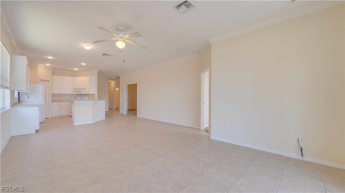 4725 Fairloop Run Lehigh Acres, FL 33973 - Photo 14 of 37 Gallery Image 14