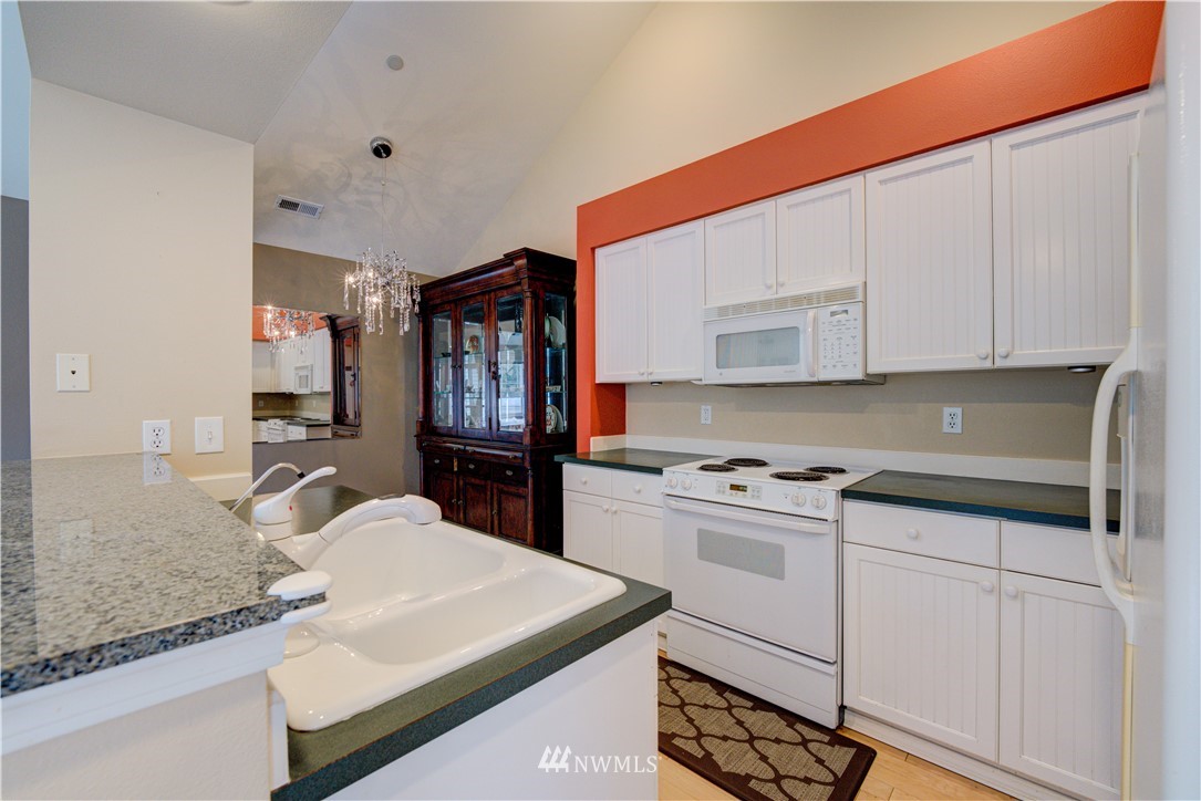 606 228th Street Southwest, Unit J202 Bothell, WA 98021 - Photo 11 of 35 Gallery Image 11