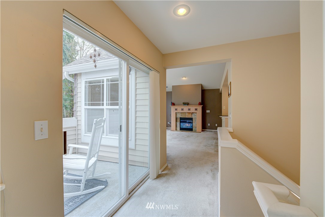 606 228th Street Southwest, Unit J202 Bothell, WA 98021 - Photo 5 of 35 Gallery Image 5