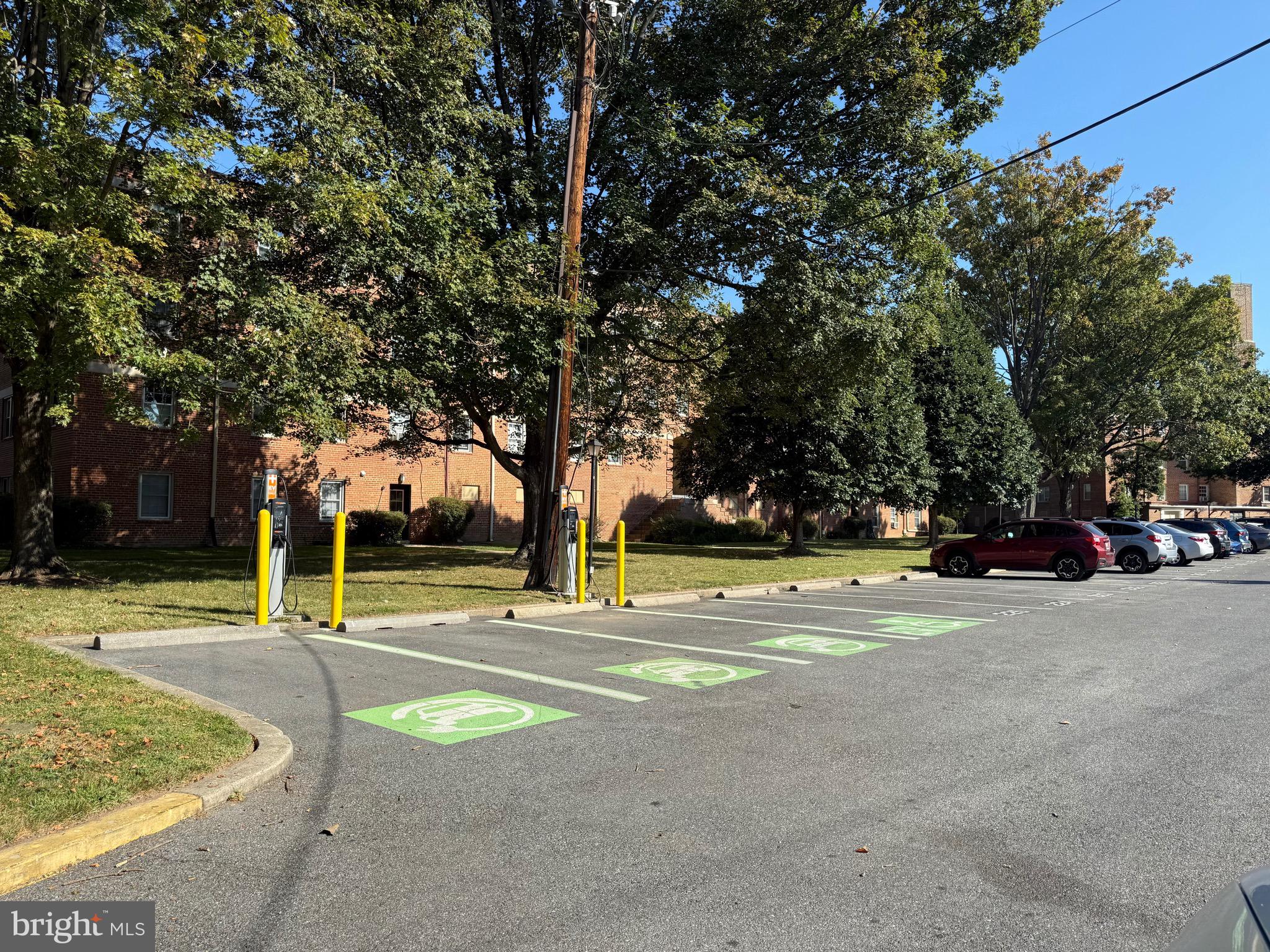 2406 Colston Drive, Unit 302 Silver Spring, MD 20910 - Photo 12 of 21 a view of a playground with basketball court