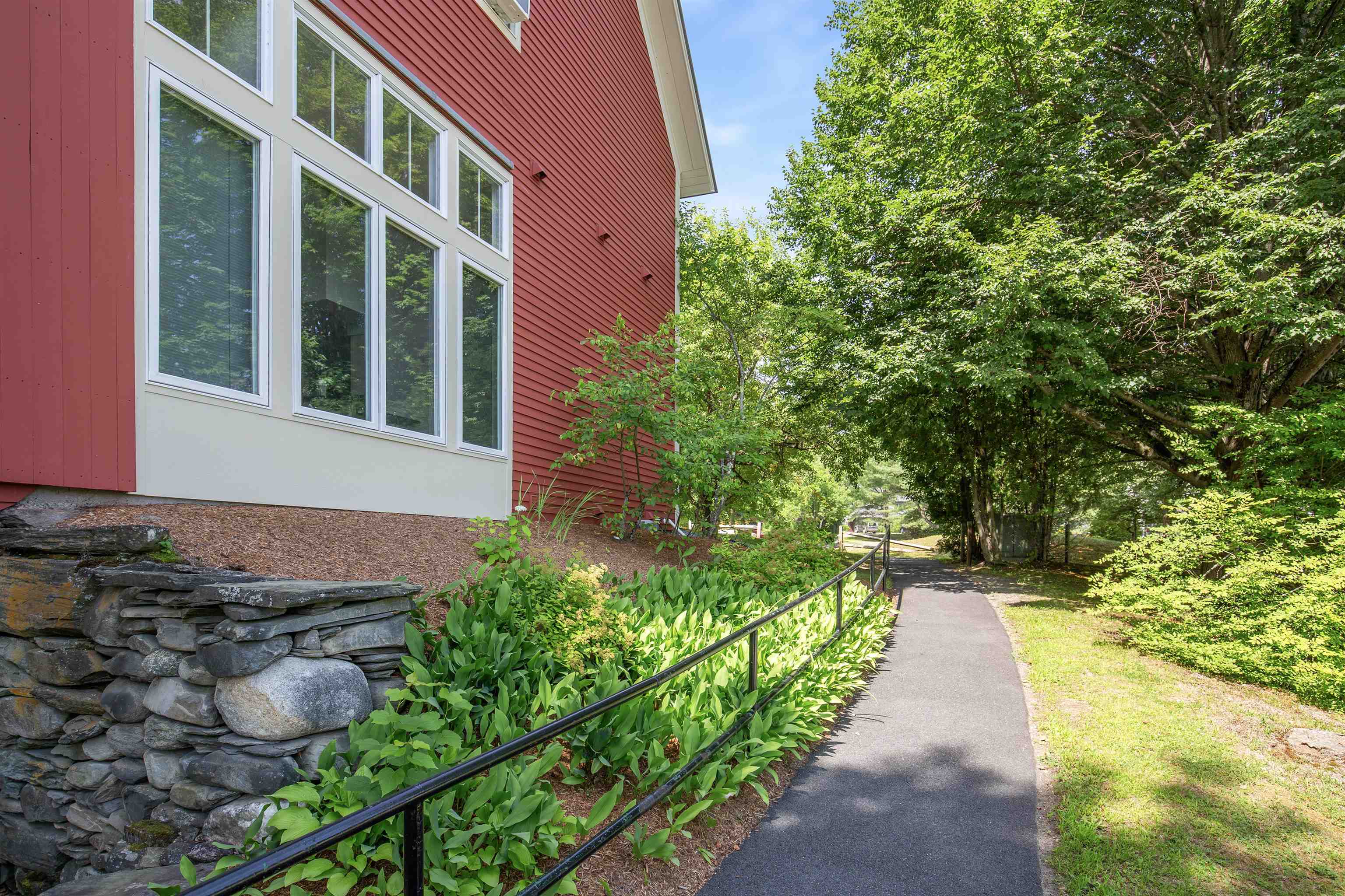 16 Hemlock Ridge Drive, Unit 204 Hartford, VT 05001 - Photo 17 of 19