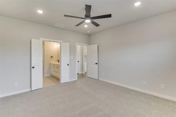 $2,525 | 4062 Clovis Street, Midlothian, TX 76065