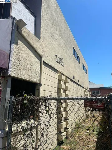 a view of a pathway of a building