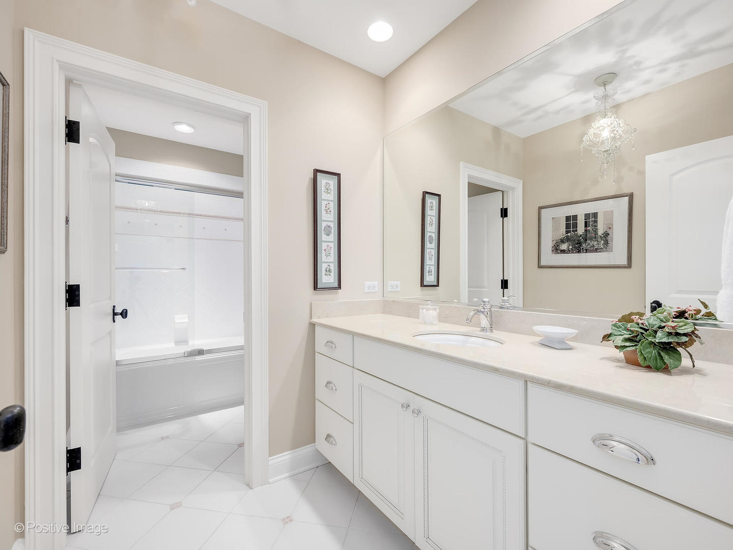 516 Ridgemoor Drive Willowbrook, IL 60527 - Photo 23 of 34