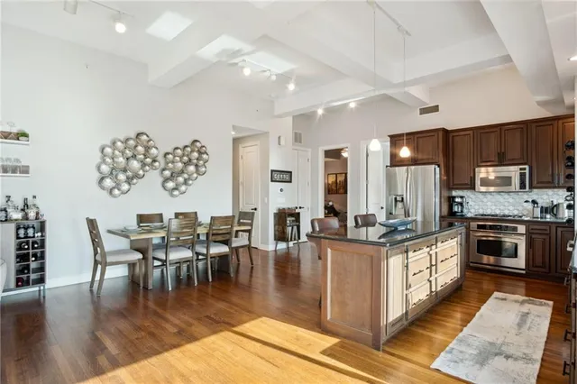 $519,000 | 1101 Walnut Street, Unit 1809, Kansas City, MO 64106