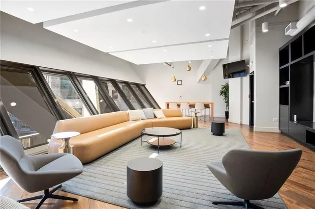 $519,000 | 1101 Walnut Street, Unit 1809, Kansas City, MO 64106