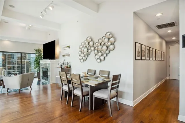 $519,000 | 1101 Walnut Street, Unit 1809, Kansas City, MO 64106