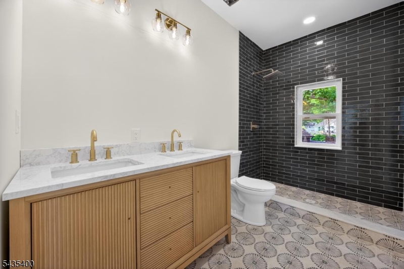 35 Stanhope Sparta Road Sparta, NJ 07871 - Photo 28 of 45