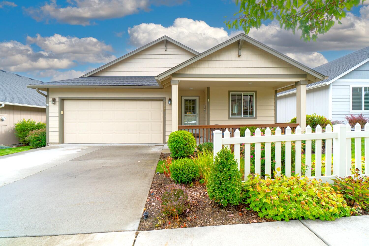 3708 Southwest 29th Street Redmond, OR 97756 - Photo 1 of 25 3708-002