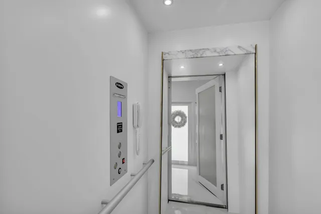 $2,675,000 | 455 Big Pine Road, Key Largo, FL 33037