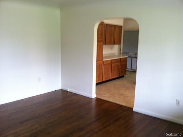 744 Minor Road Memphis, MI 48041 - Photo 8 of 19