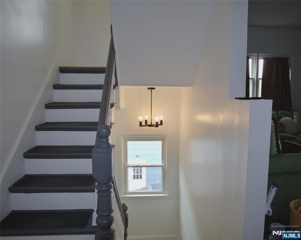 52 Donaldson Avenue, Unit 2 Rutherford, NJ 07070 - Photo 14 of 20