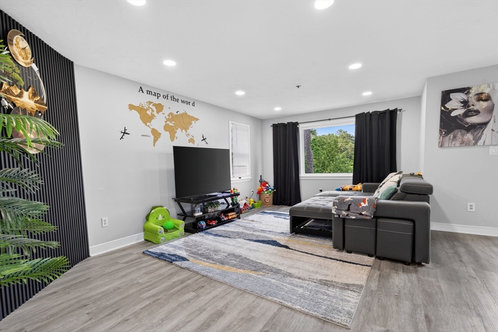 241 Carver Road, Unit 8 Plymouth, MA 02360 - Photo 4 of 24