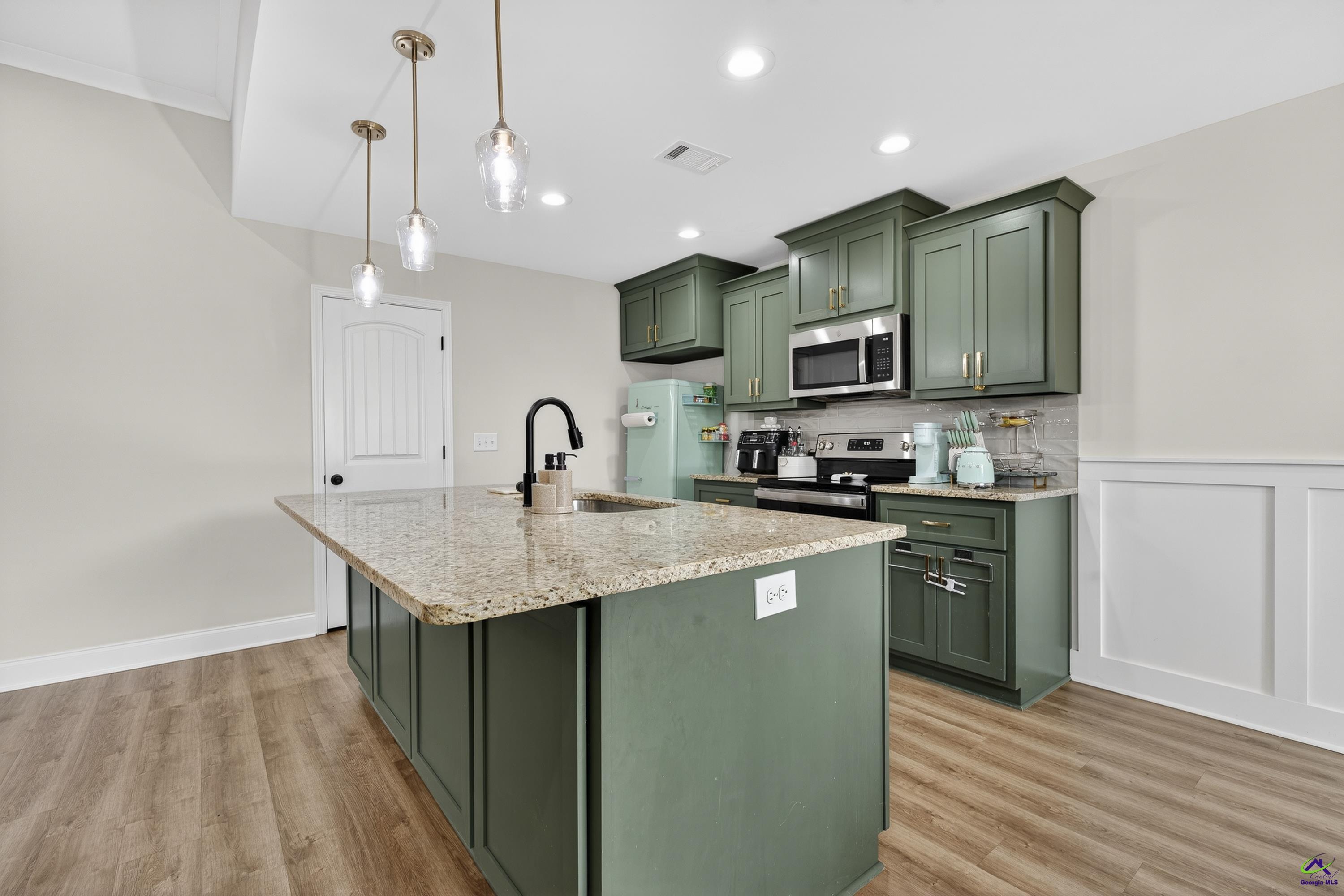 103 Anna Claire Way Perry, GA 31069 - Photo 7 of 36