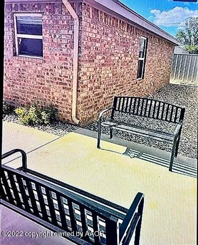 $1,000 | 102 8th Street, Farwell, TX 79325