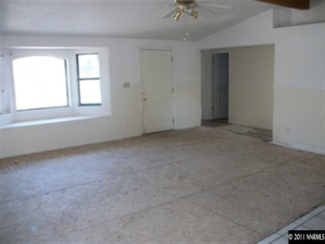 1595 Short Ridge Drive Reno, NV 89521 - Photo 5 of 12 an empty room with a window