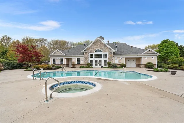 a view of house and outdoor space