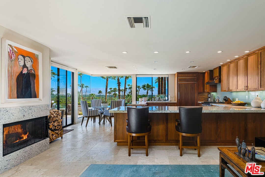70368 Calico Road Rancho Mirage, CA 92270 - Photo 17 of 43 Gallery Image 17