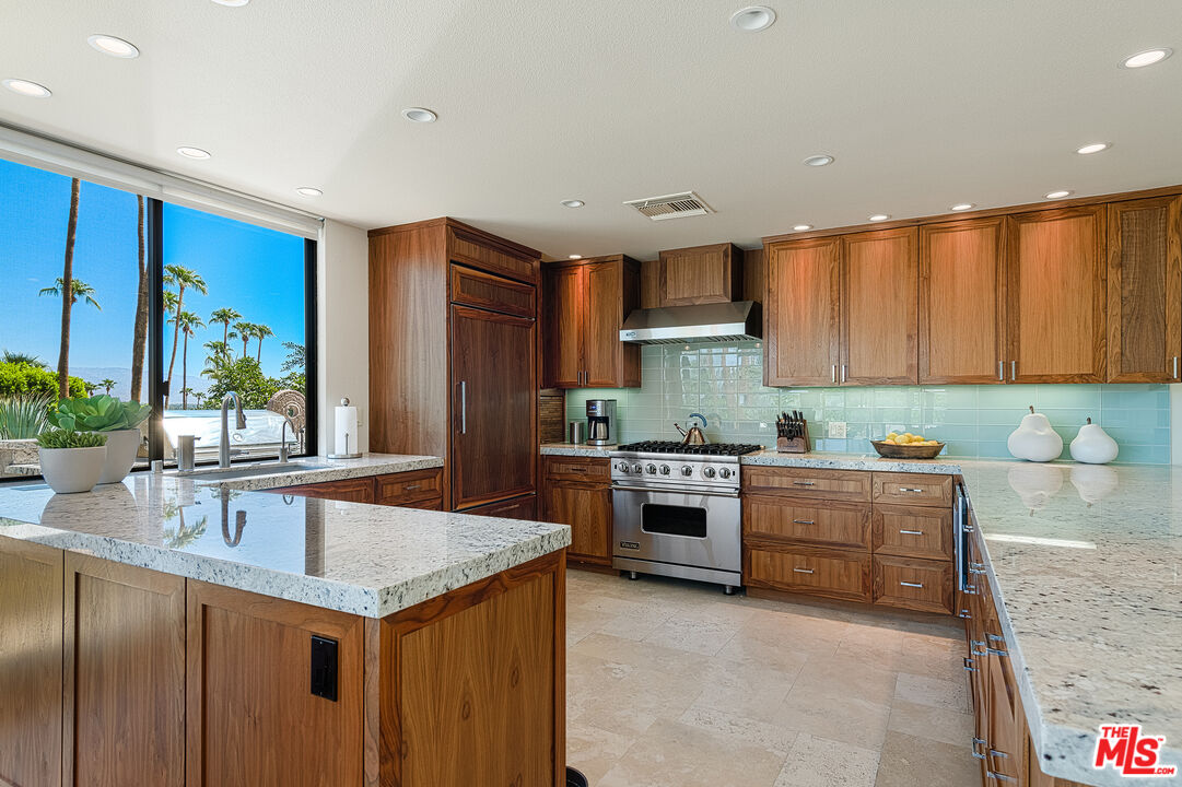 70368 Calico Road Rancho Mirage, CA 92270 - Photo 18 of 43 Gallery Image 18