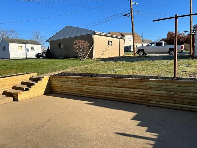 a view of a outdoor space