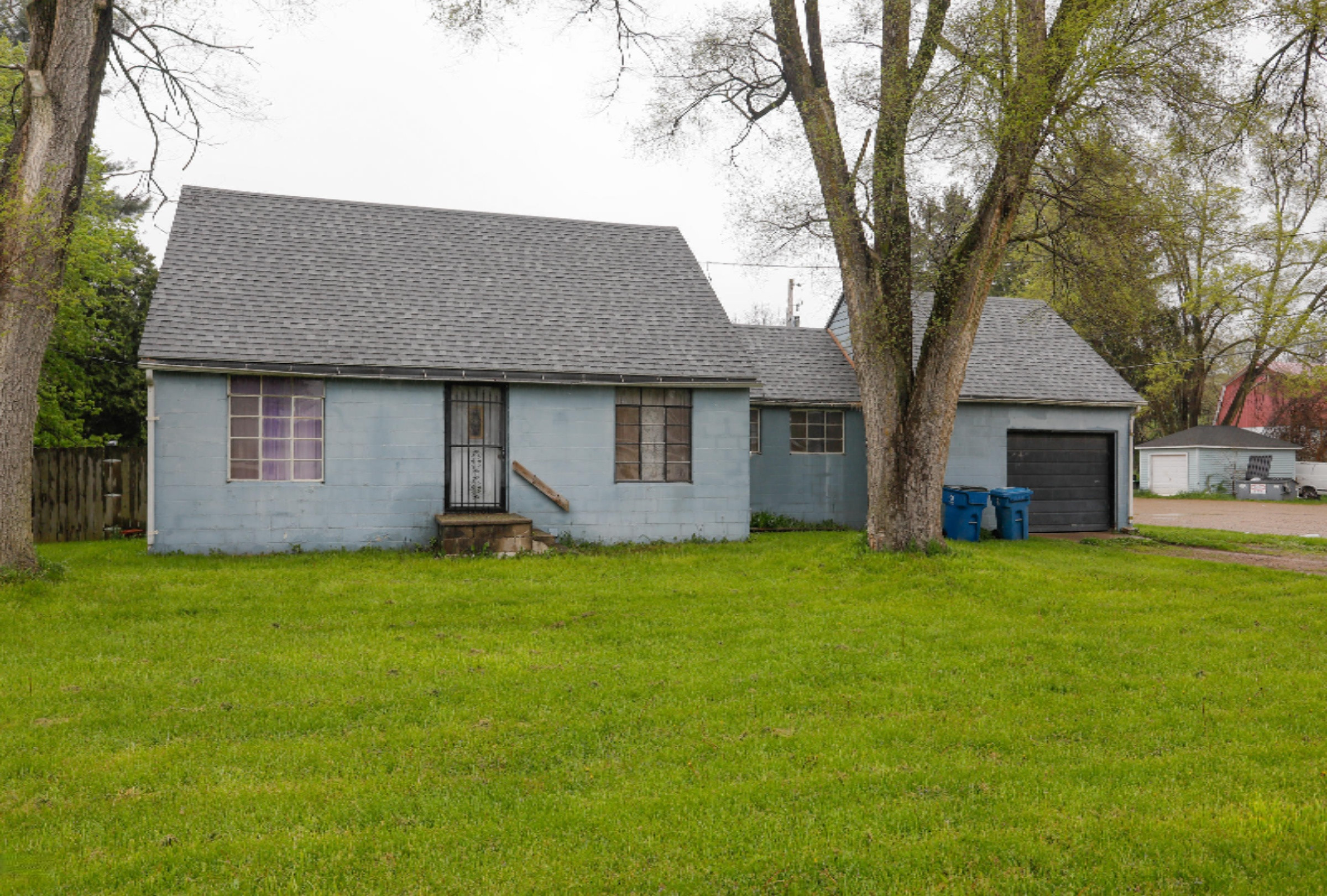 2926 Barney Road Kalamazoo, MI 49004 - Photo 1 of 18 2926 Barney Rd-101