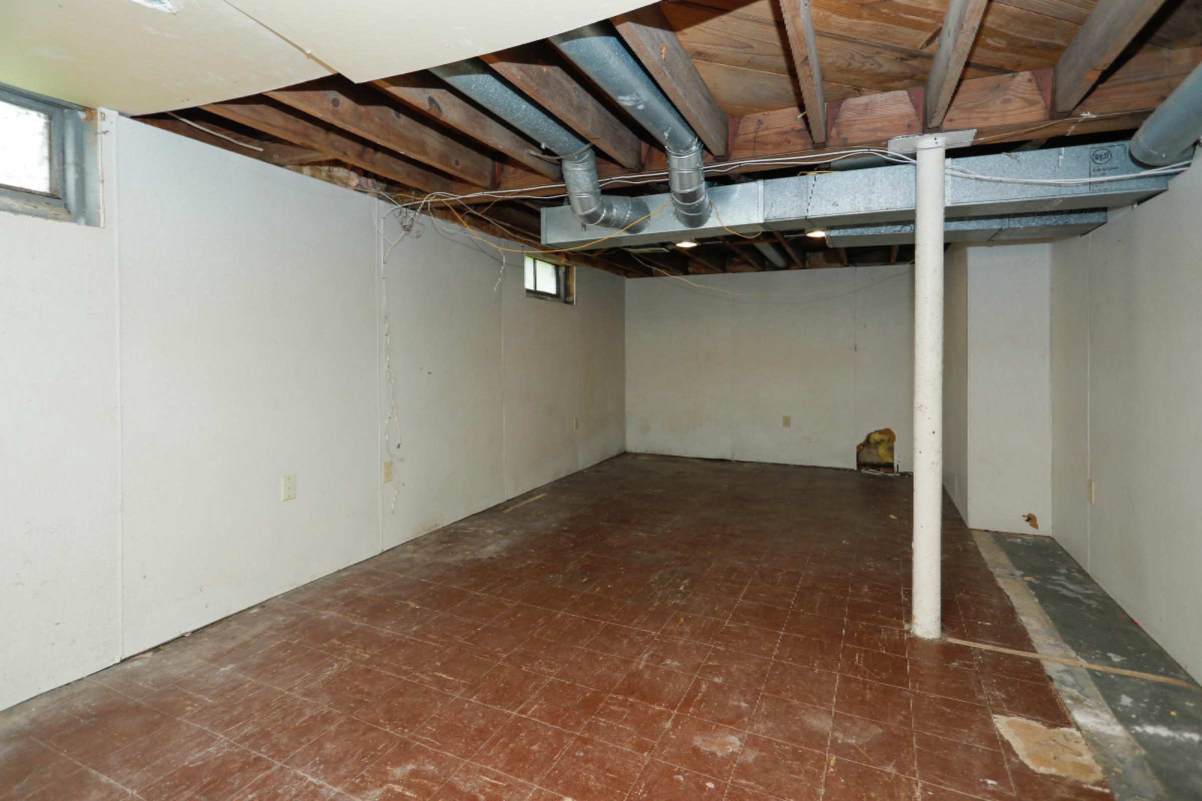 2926 Barney Road Kalamazoo, MI 49004 - Photo 14 of 18 2926 Barney Rd-114