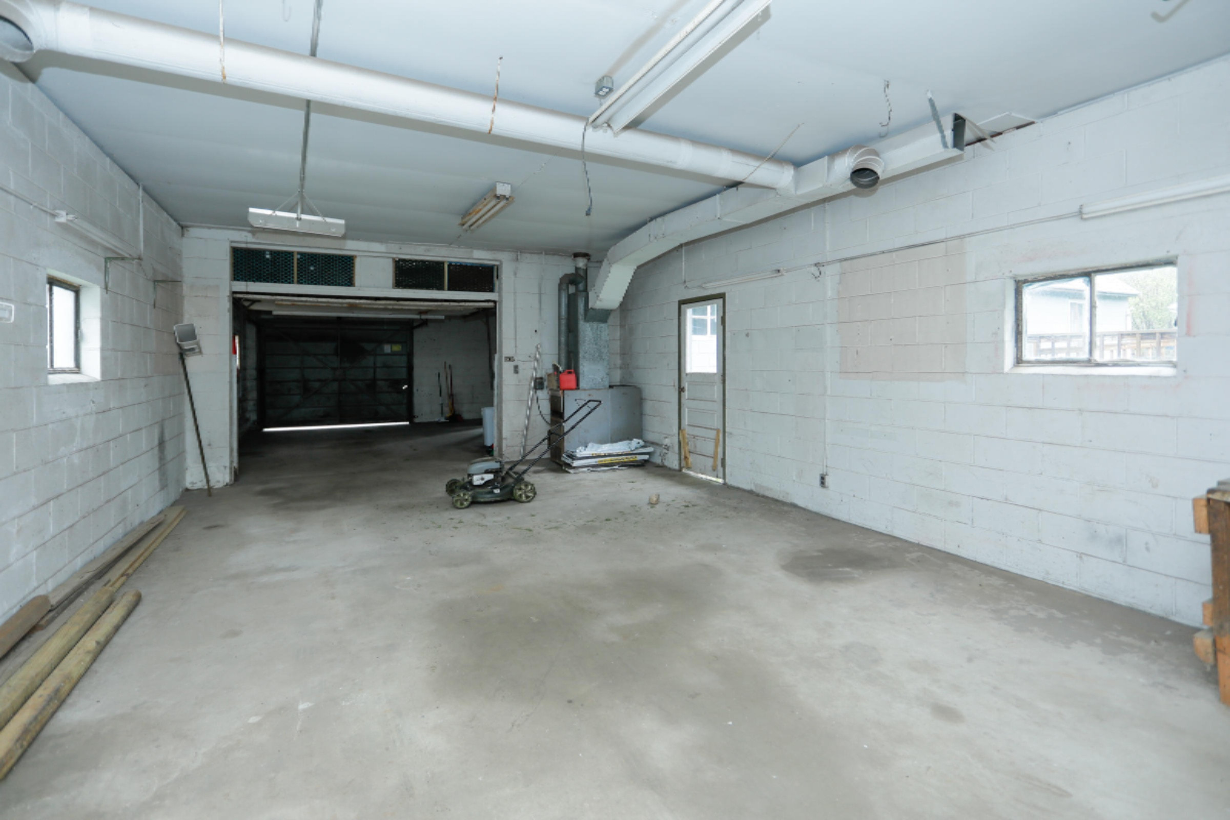 2926 Barney Road Kalamazoo, MI 49004 - Photo 16 of 18 2926 Barney Rd-116