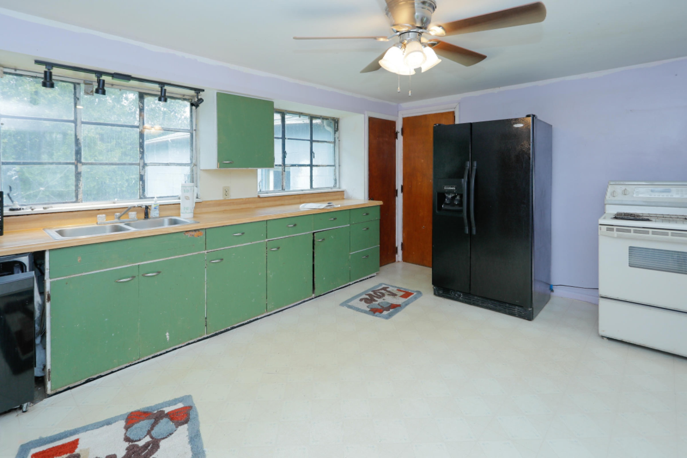 2926 Barney Road Kalamazoo, MI 49004 - Photo 5 of 18 2926 Barney Rd-105
