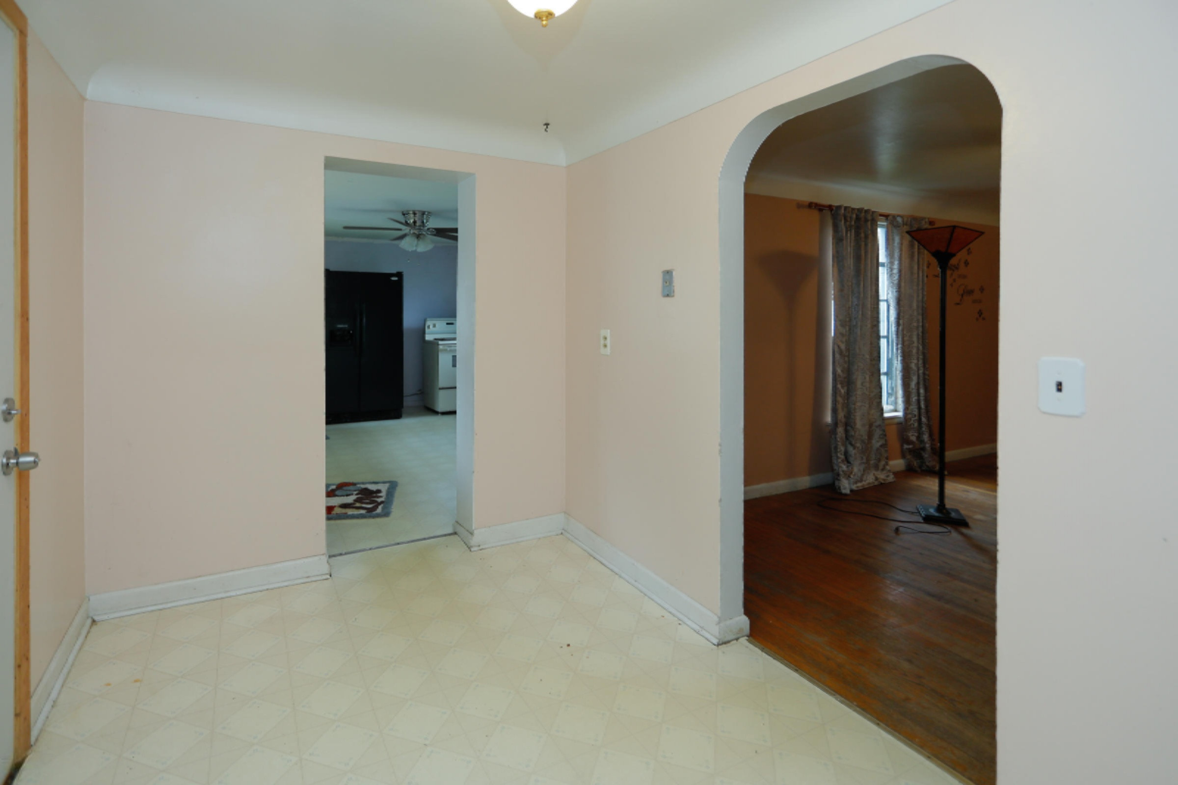 2926 Barney Road Kalamazoo, MI 49004 - Photo 8 of 18 2926 Barney Rd-108