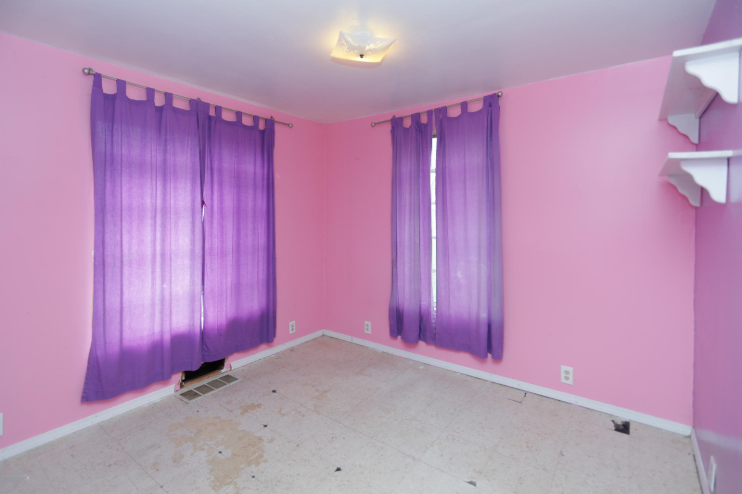 2926 Barney Road Kalamazoo, MI 49004 - Photo 9 of 18 2926 Barney Rd-109