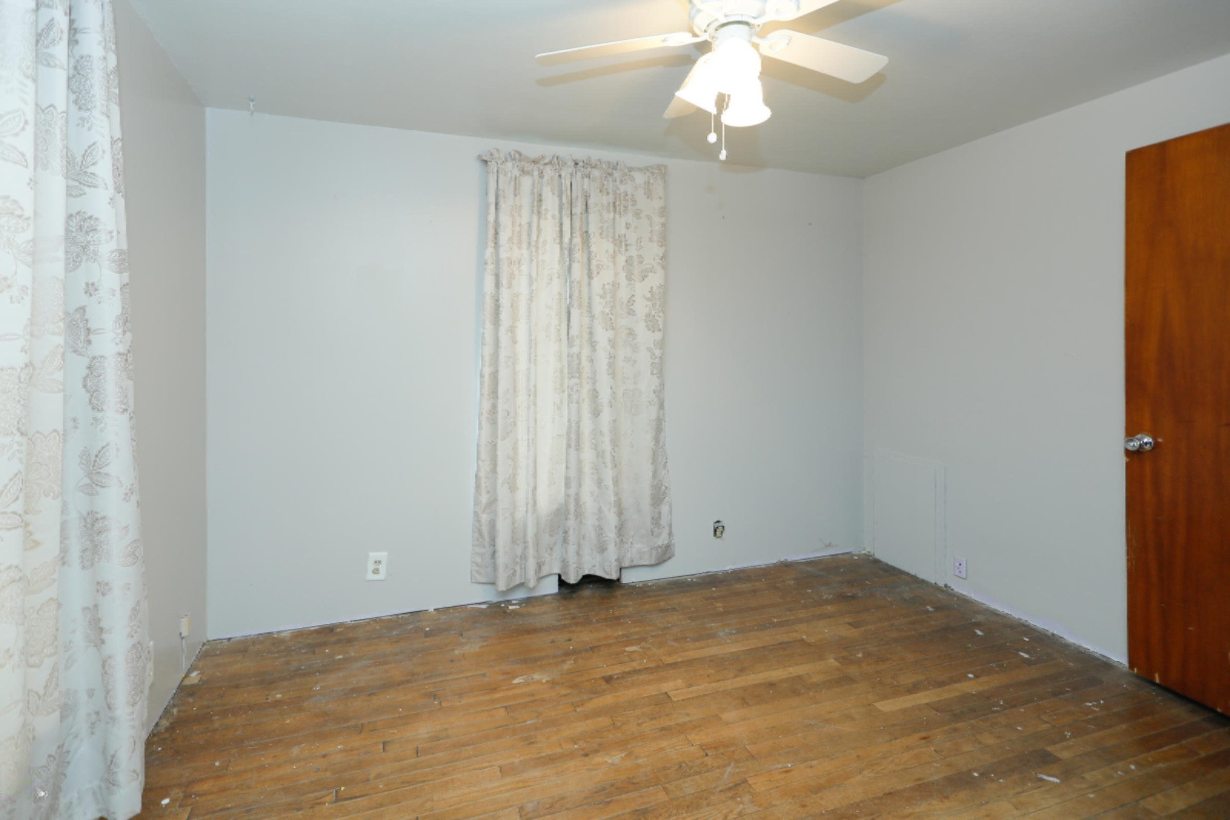 2926 Barney Road Kalamazoo, MI 49004 - Photo 10 of 18 2926 Barney Rd-110
