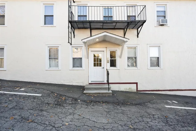 $2,550 | 9 Wolden Road, Ossining, NY 10562