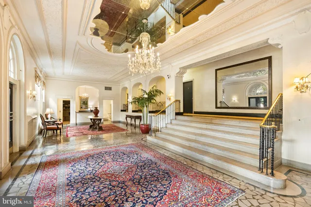 $389,000 | 3901 Connecticut Avenue Northwest, Unit 406, Washington, DC 20008