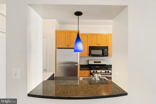 $389,000 | 3901 Connecticut Avenue Northwest, Unit 406, Washington, DC 20008