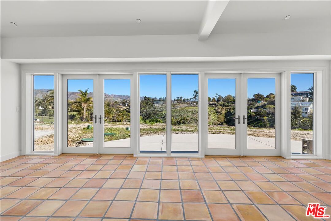 6726 Wandermere Road Malibu, CA 90265 - Photo 9 of 20