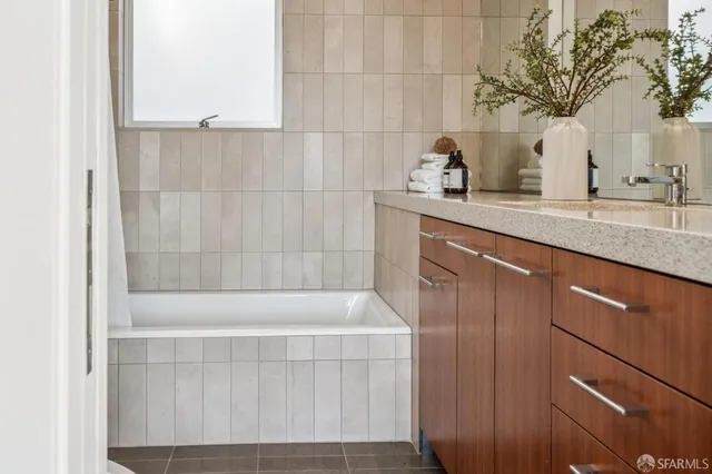 $3,695,000 | 726 Lake Street, San Francisco, CA 94118