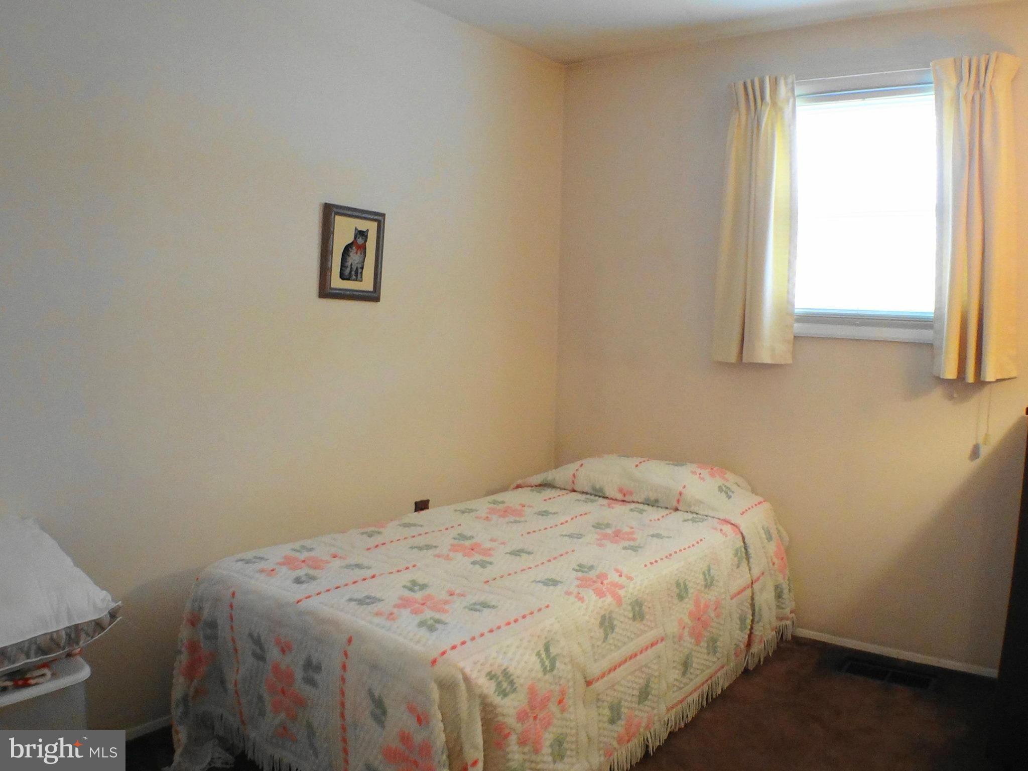 329 Brock Bridge Road Laurel, MD 20724 - Photo 11 of 17 Bedroom
