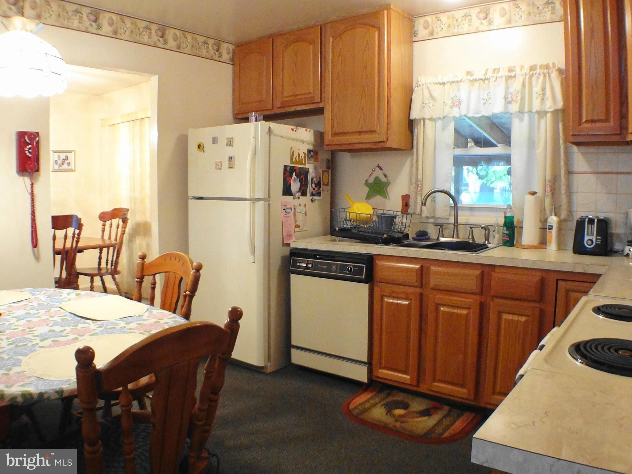 329 Brock Bridge Road Laurel, MD 20724 - Photo 5 of 17 Kitchen