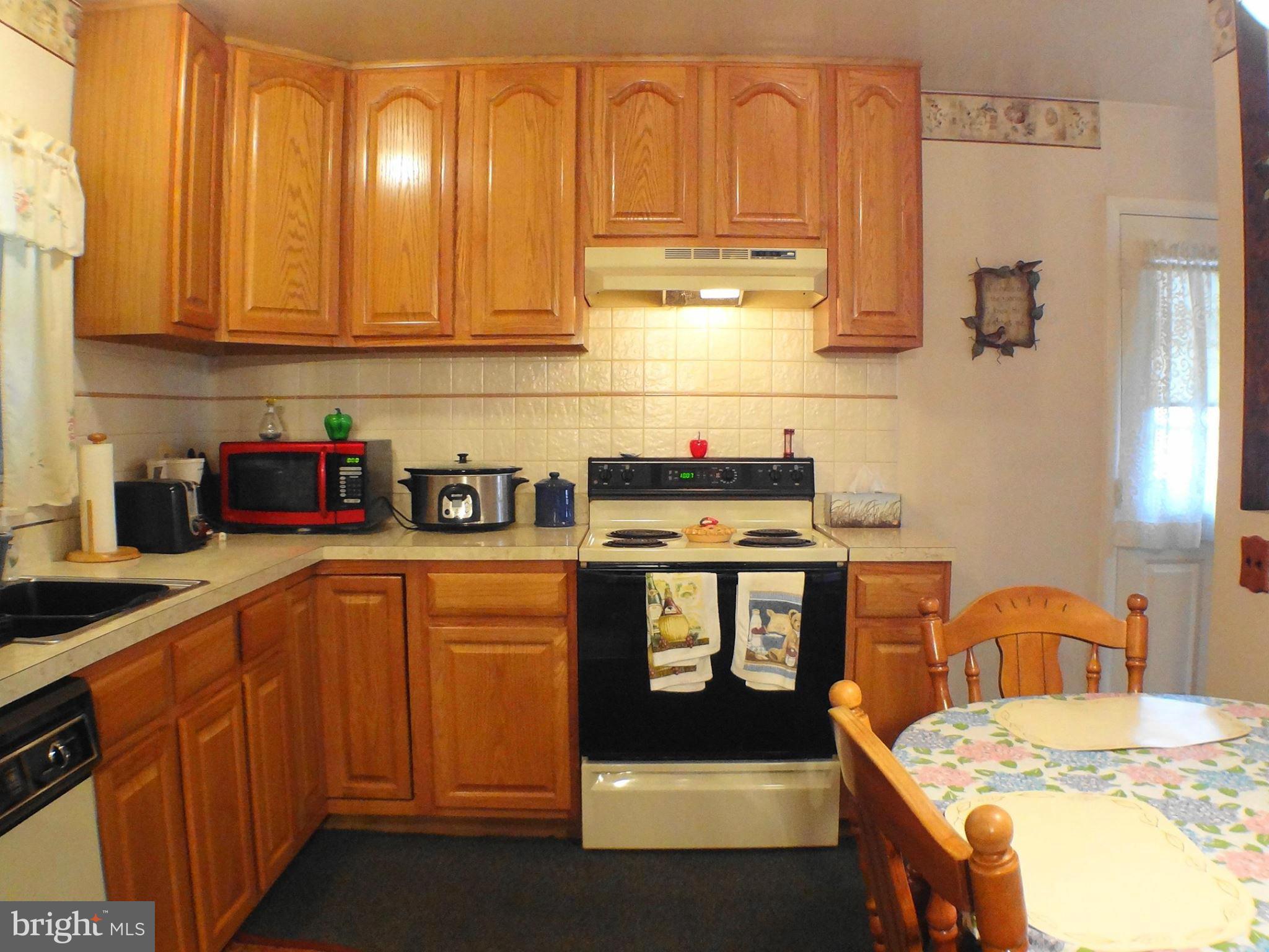 329 Brock Bridge Road Laurel, MD 20724 - Photo 7 of 17 Kitchen