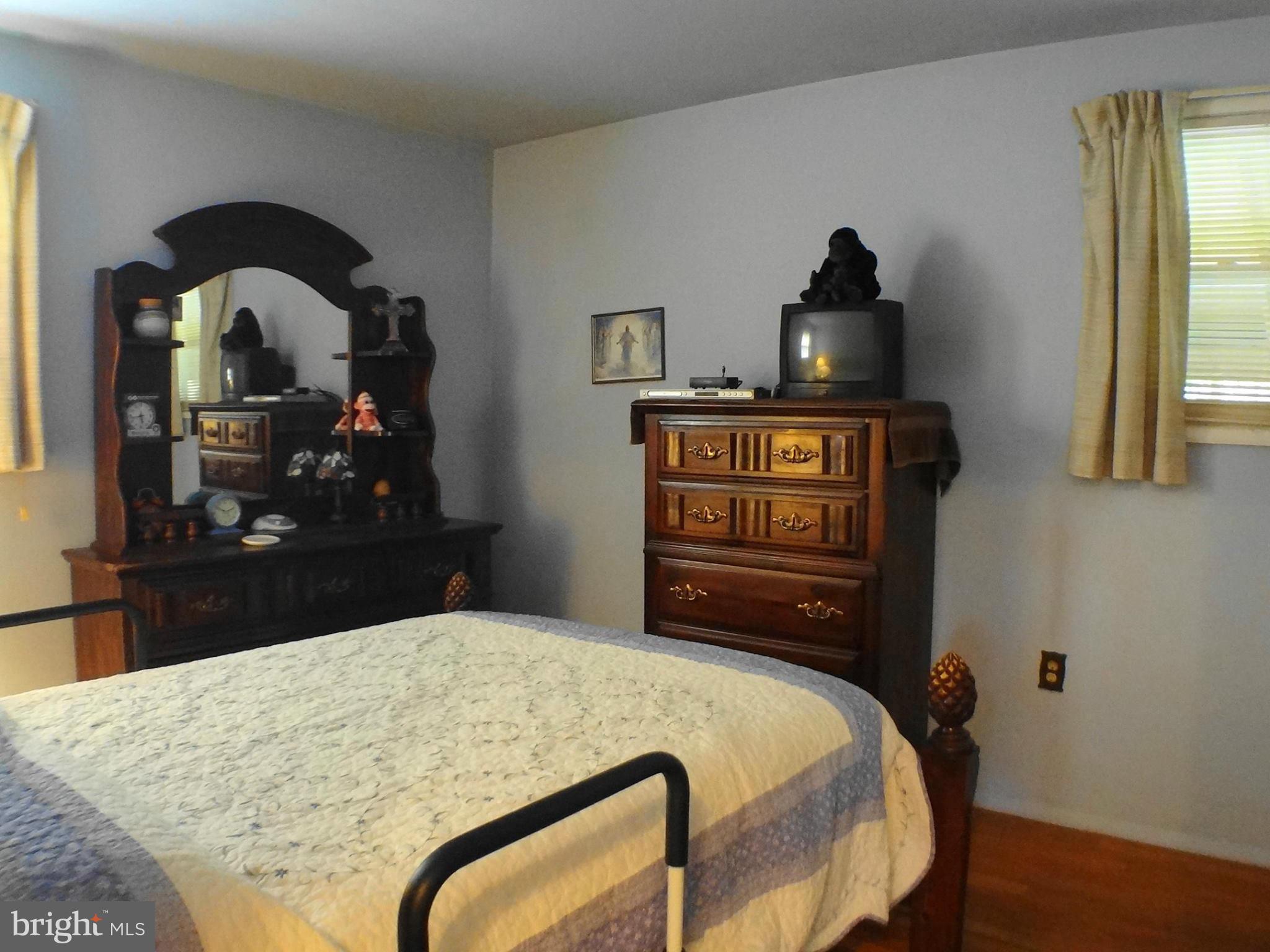 329 Brock Bridge Road Laurel, MD 20724 - Photo 9 of 17 Bedroom (Master)