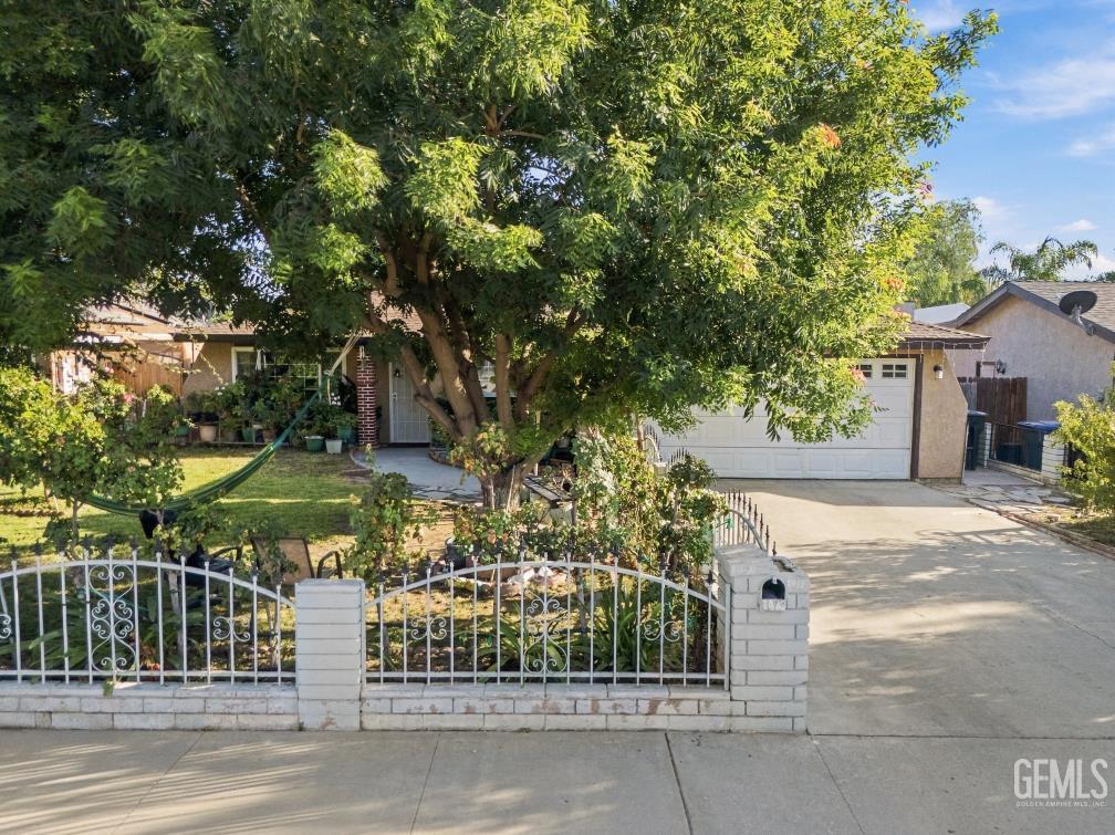 Undisclosed Address Wasco, CA 93280 - Photo 5 of 30 Gallery Image 5