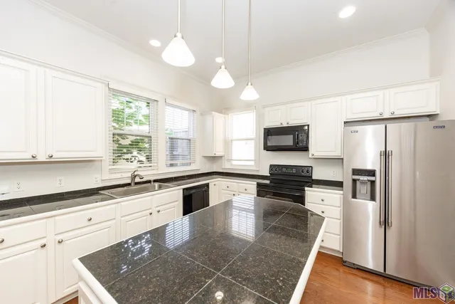 $214,500 | 1329 Bromley Park Drive, Baton Rouge, LA 70810